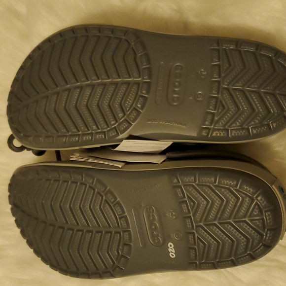 Crocs - Picture 2 of 3